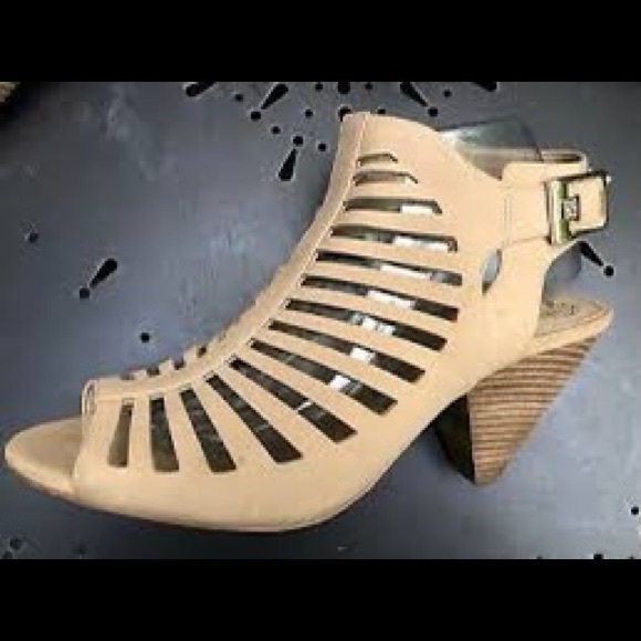 Vince Camuto Shoes - Vince Camuto “Eliana” Gladiator Shoes